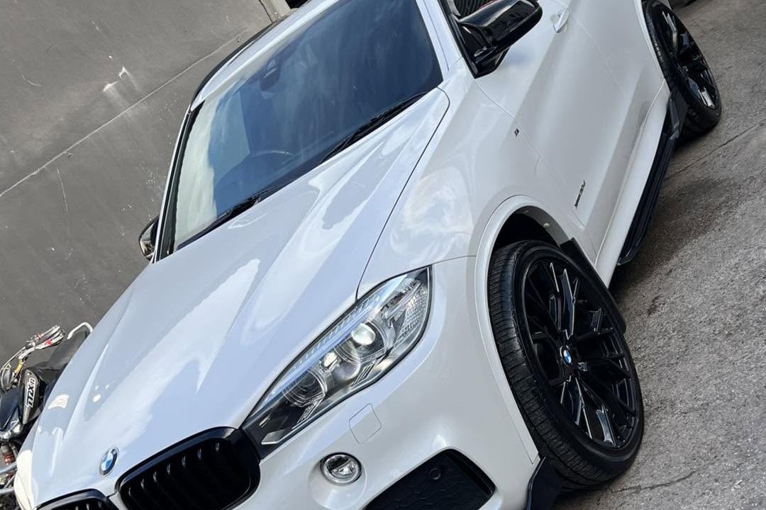 White BMW X5 polished to a mirror finish at K1 Detailing